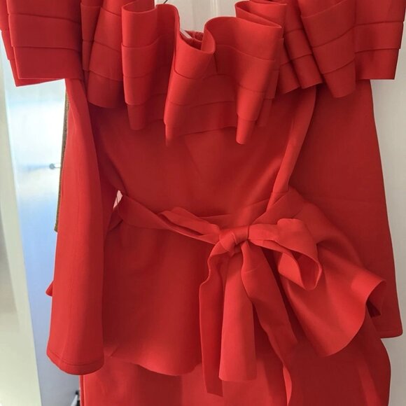 EY Signature Ruffle Shoulder Red Suit w/Peplum Bottom Jacket & Skirt, Plus Sz:2X - Picture 2 of 9
